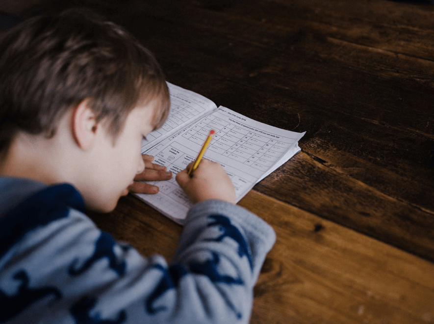 Qual a Idade Mínima para o ingresso no ensino fundamental?